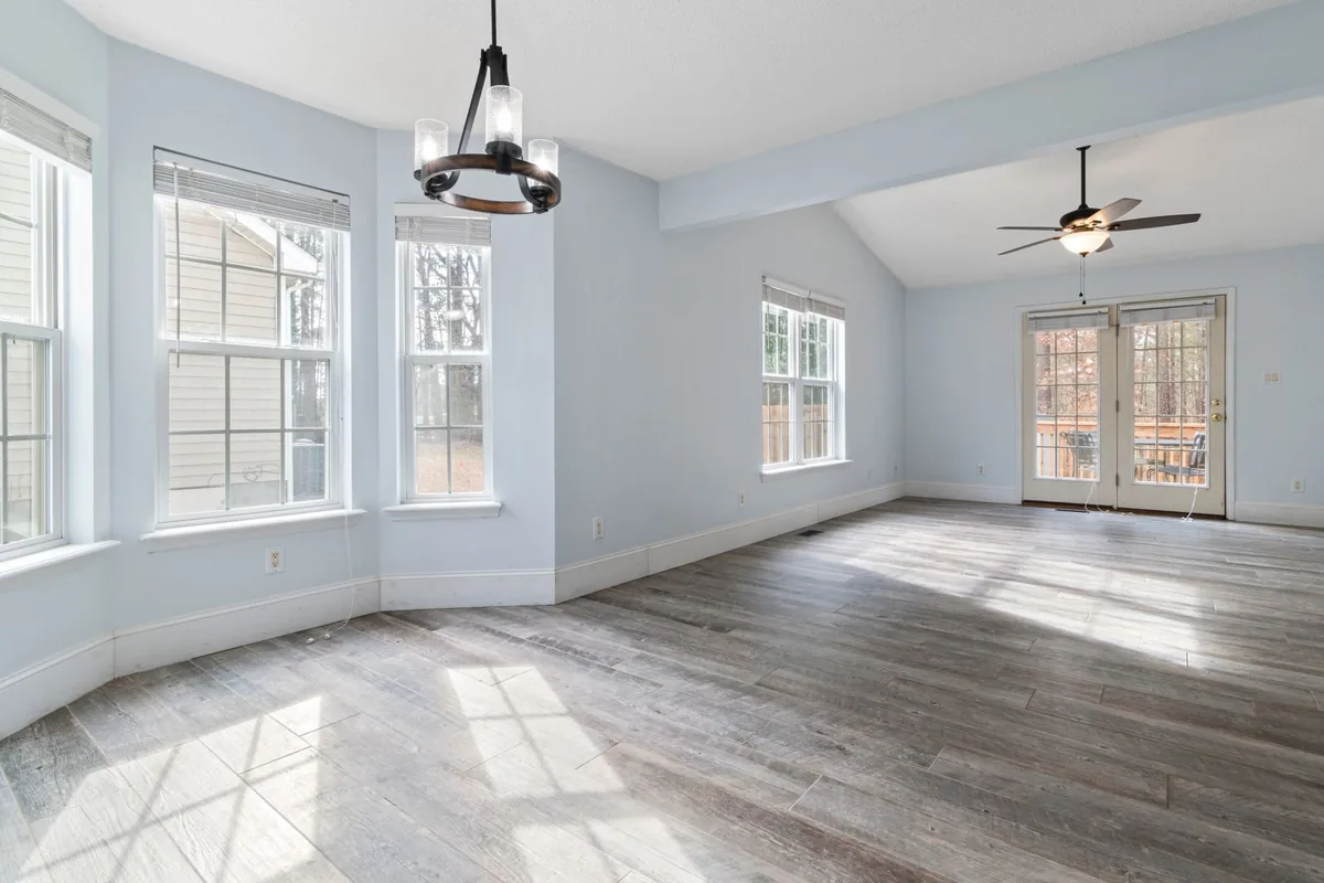 Clean, safe room after biohazard cleanup in Dix Hills, NY